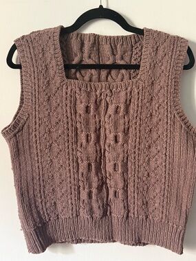 Mauve Cable Knit Sleeveless Sweater Vest size M/L